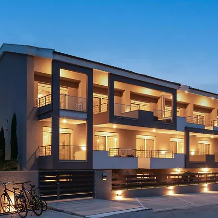 Sithonia Luxury 아파트