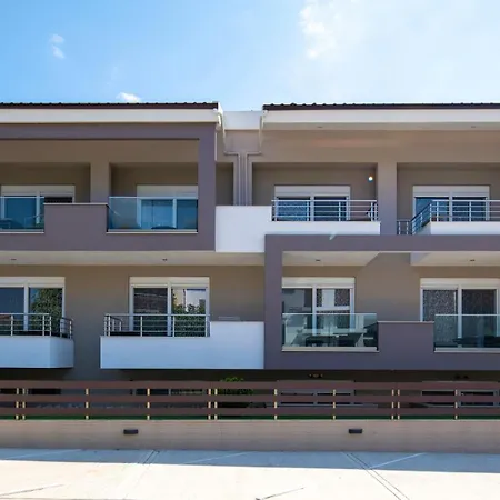 Sithonia Luxury 아파트