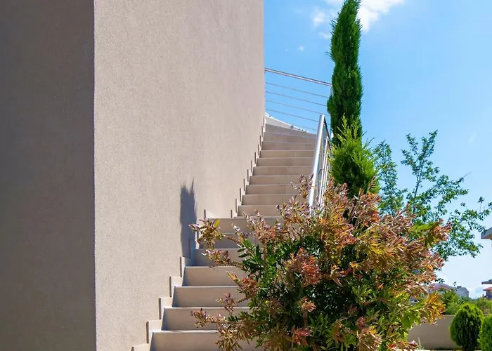 Sithonia Luxury *